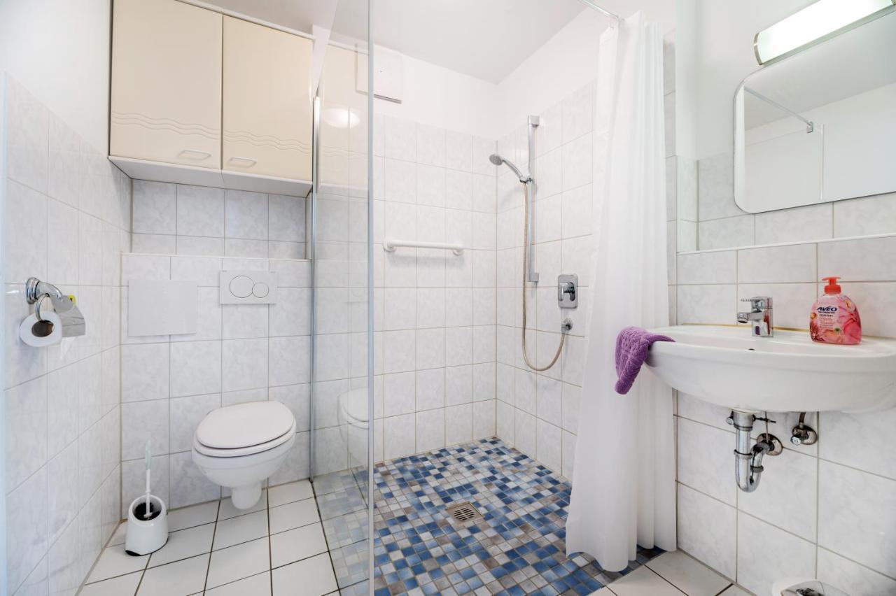 Hotel Am Kirchplatz Юберлінген Екстер'єр фото